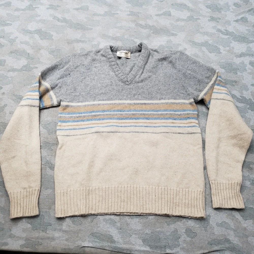 Vintage Campus Sweater Mens Medium Beige V-Neck Wool Blend Preppy Classic